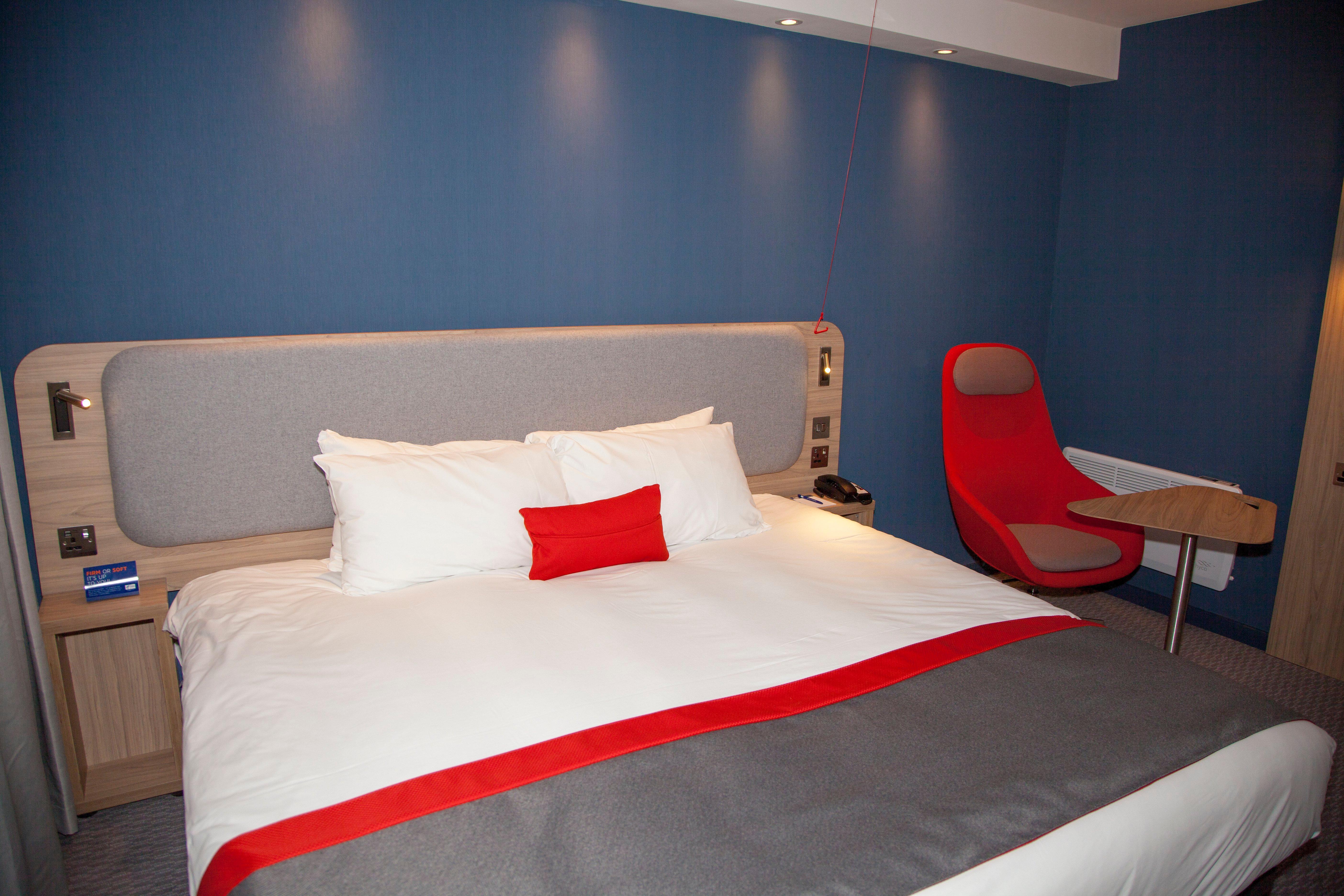 Holiday Inn Express Cardiff Bay By Ihg Экстерьер фото