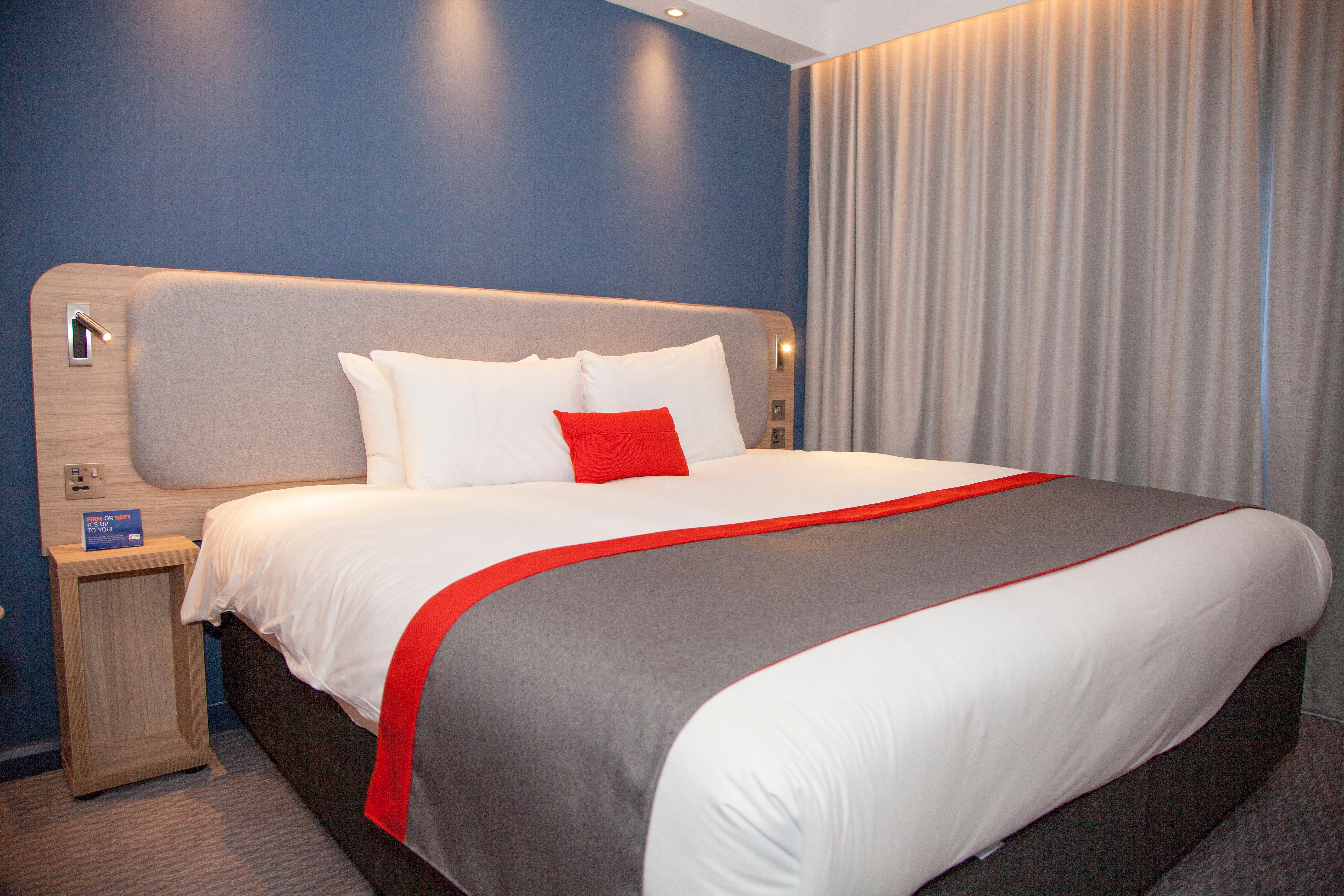Holiday Inn Express Cardiff Bay By Ihg Экстерьер фото