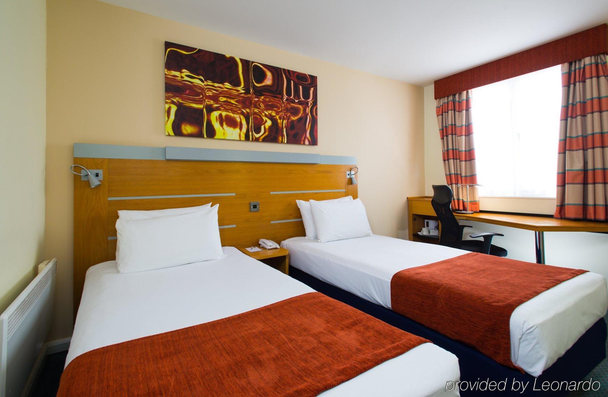 Holiday Inn Express Cardiff Bay By Ihg Экстерьер фото