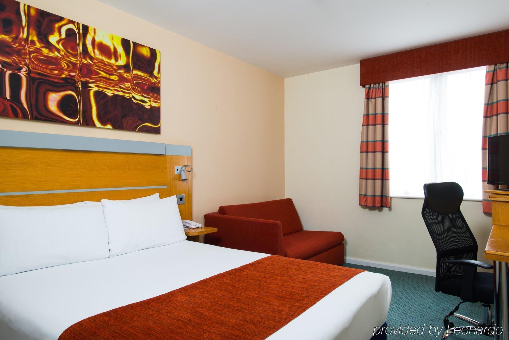 Holiday Inn Express Cardiff Bay By Ihg Экстерьер фото